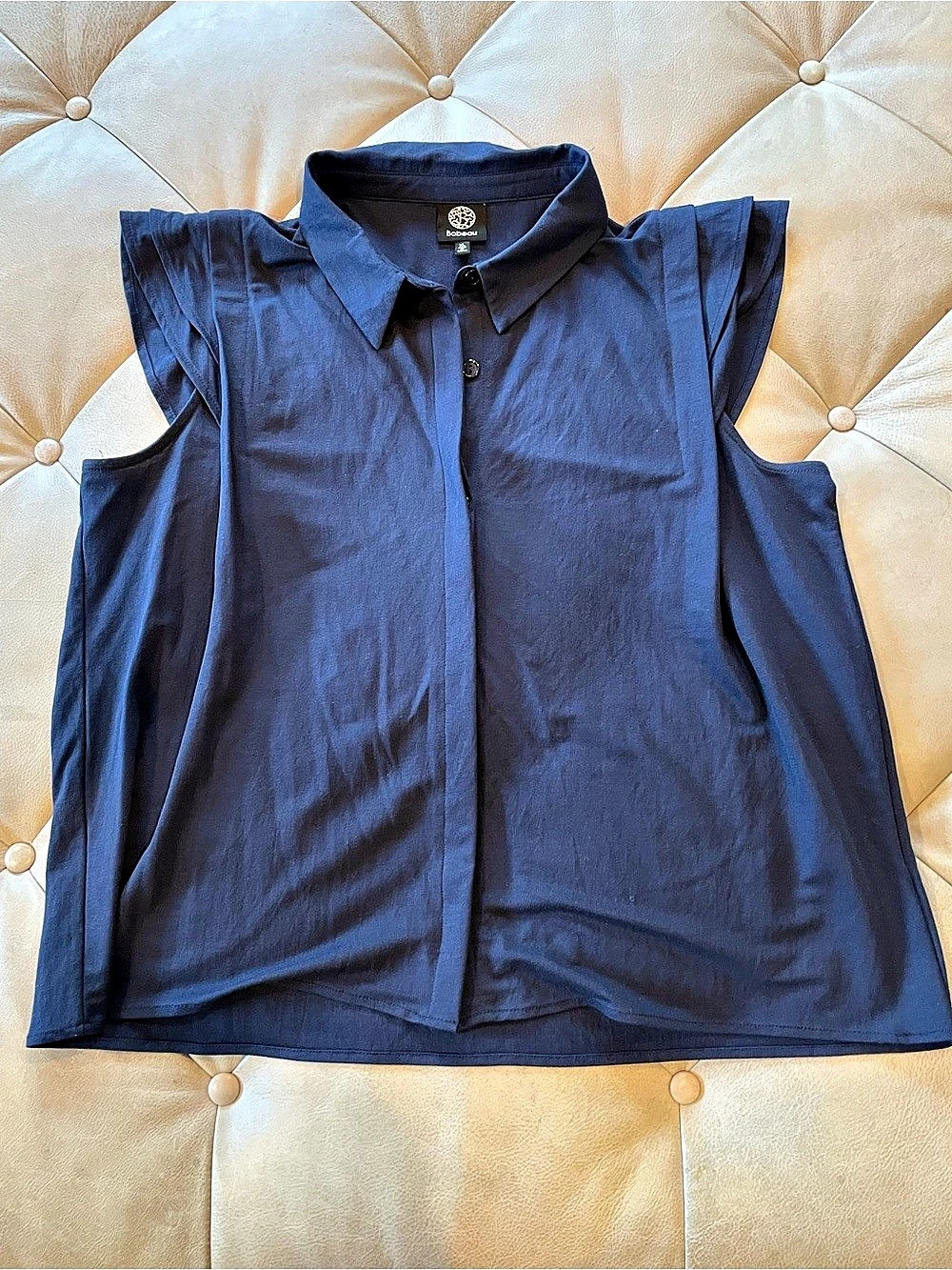 Bobeau Blue Button Front Top Size Medium